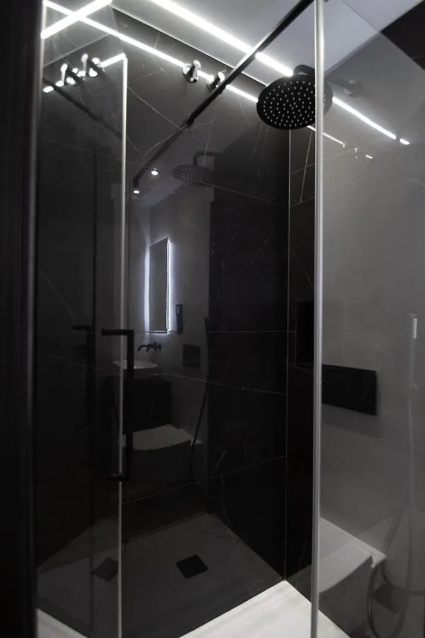 Marbella Banus Suites - Daisy Playas Del Duque Banus Beach Apartment Spagna