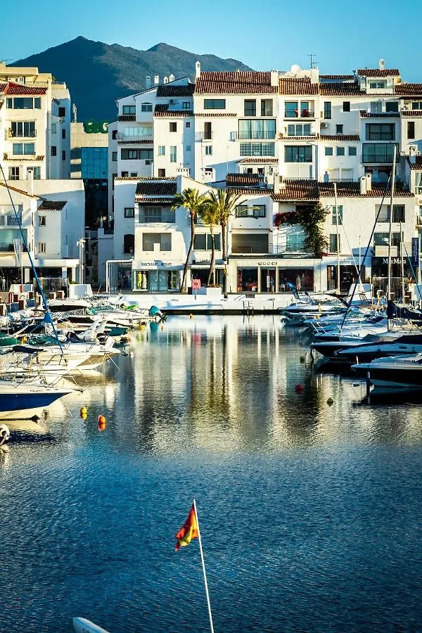 Marbella Banus Suites - Daisy Playas Del Duque Banus Beach Apartment 0*,
