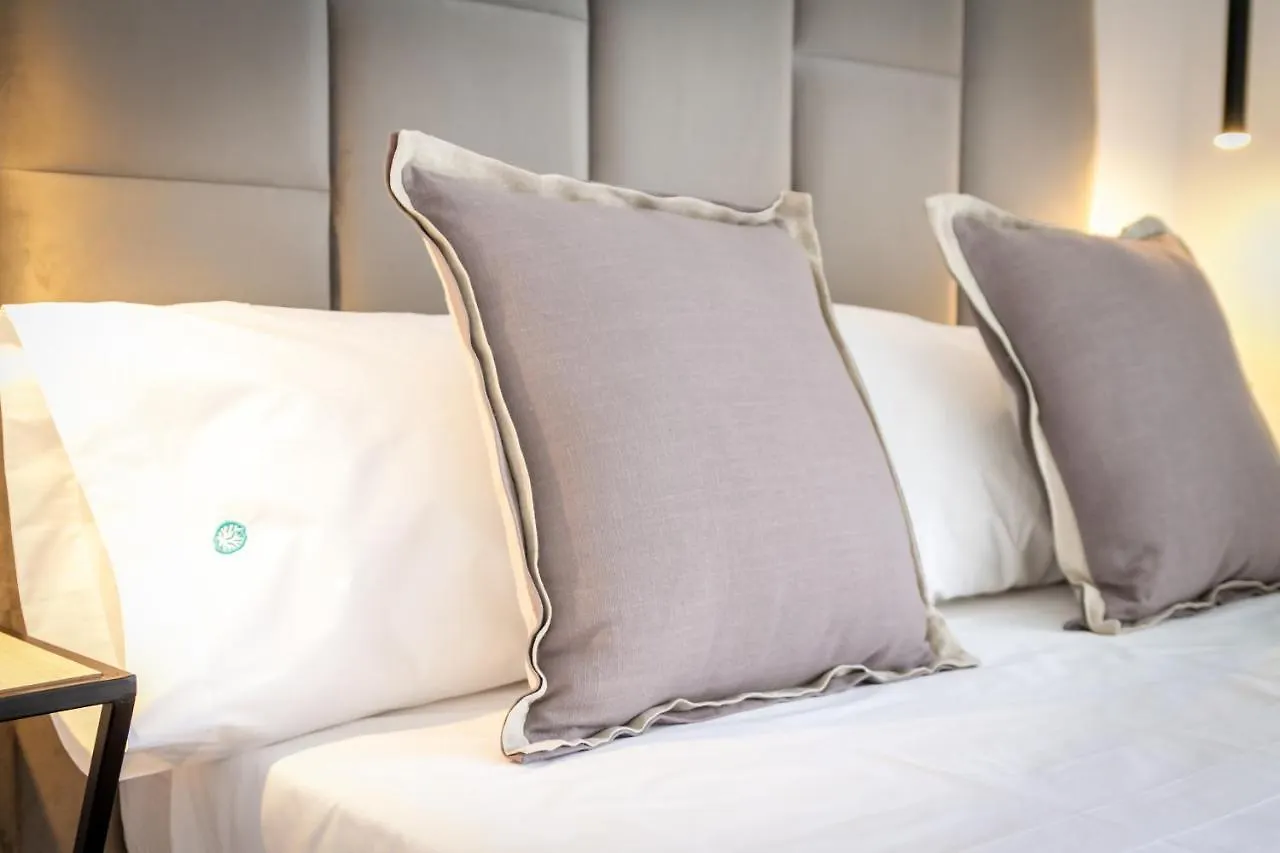 Marbella Banus Suites - Daisy Playas Del Duque Banus Beach Apartment
