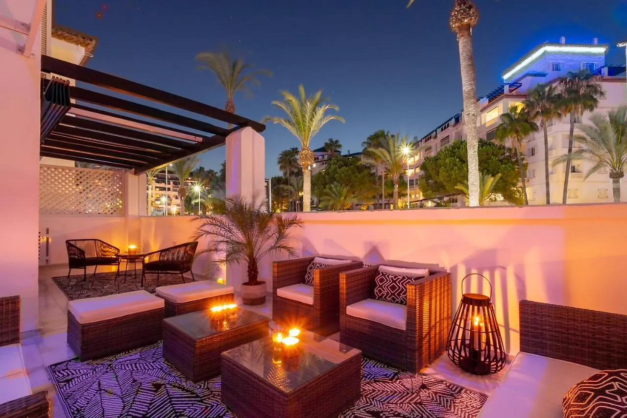 Marbella Banus Suites - Daisy Playas Del Duque Banus Beach Apartment 0*,