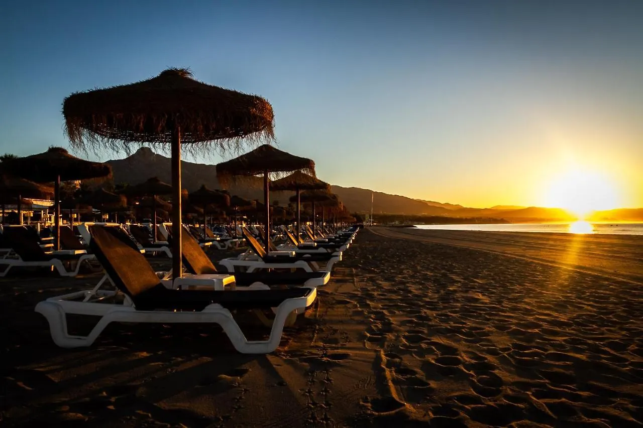 Marbella Banus Suites - Daisy Playas Del Duque Banus Beach Apartment